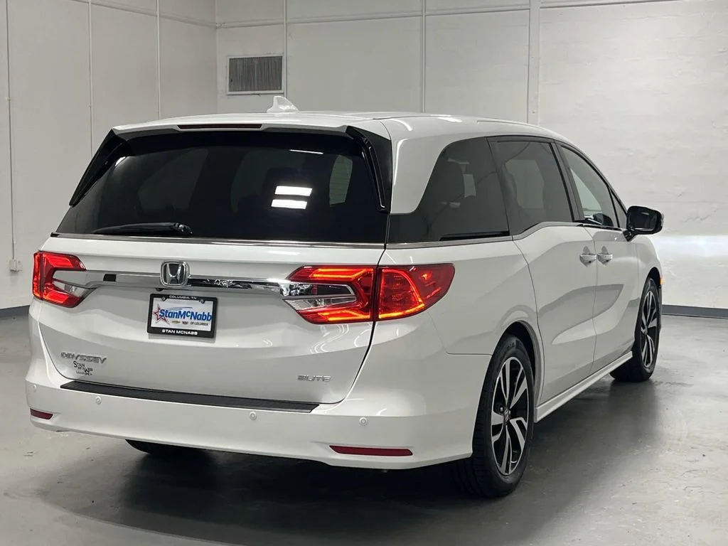 Used 2020 Platinum White Pearl Honda Elite FWD 3.5L V6 image 8