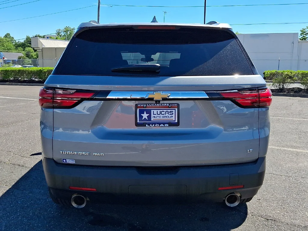 Used 2023 Sterling Gray Metallic Chevrolet LT Cloth image 10