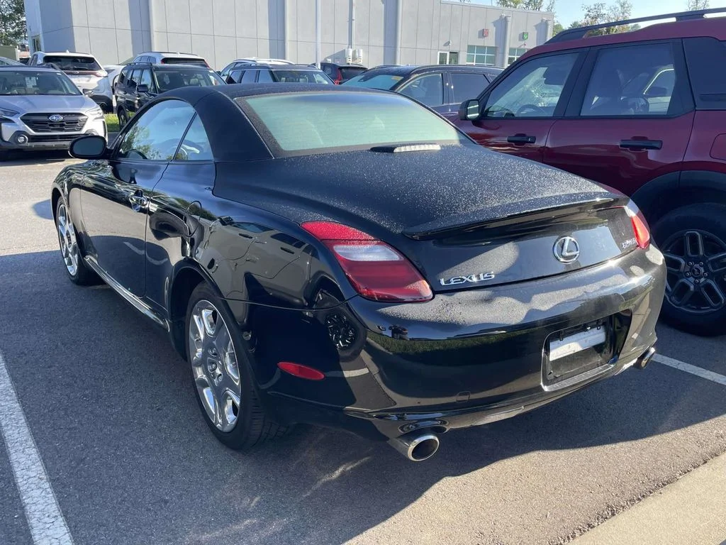 Used 2007 Obsidian Lexus Base image 3