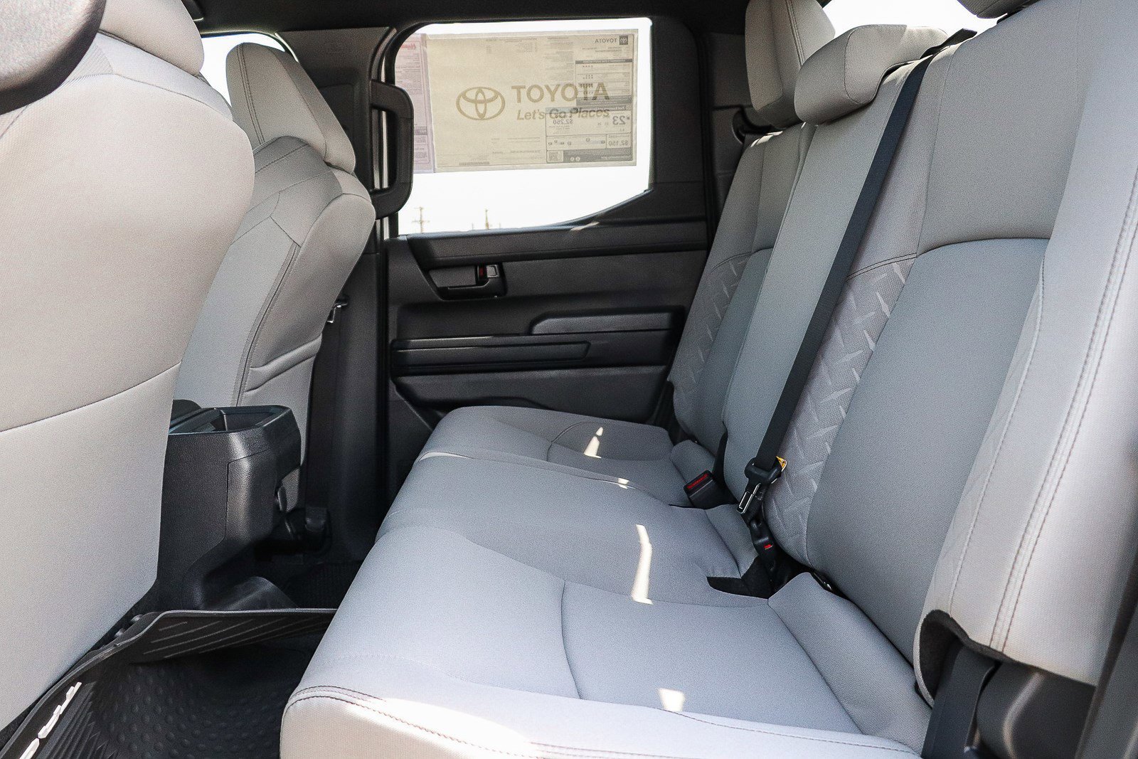 2026 Toyota Tacoma SR5 - Photo 20