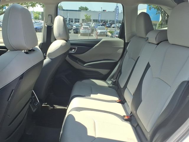 Used 2023 White Subaru Limited image 17