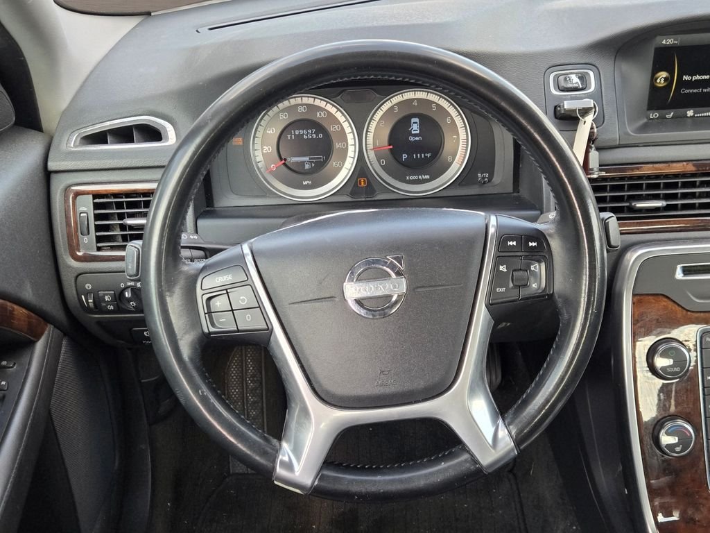 Used 2012 White Volvo 3.2 image 19
