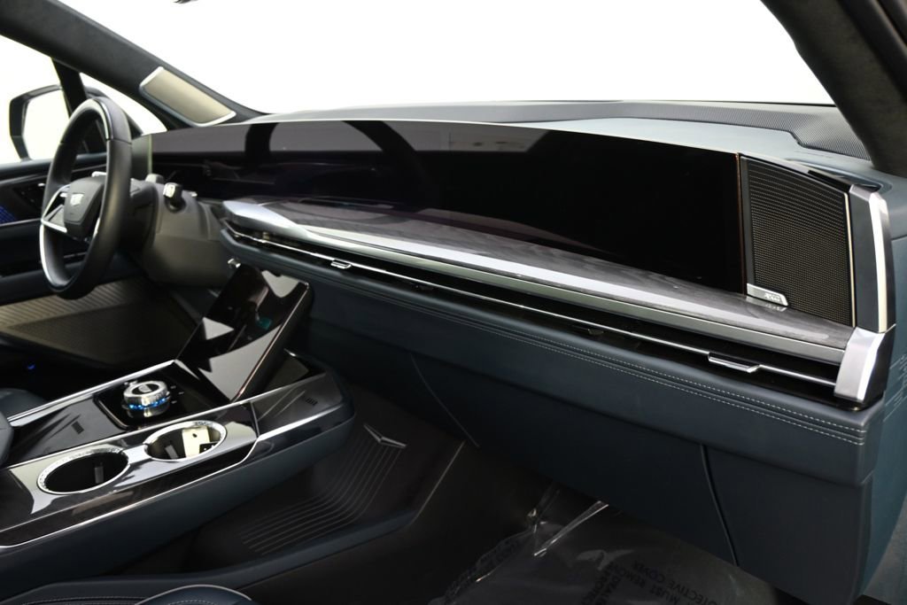 2025 Cadillac Escalade IQ Luxury 2 - Photo 15