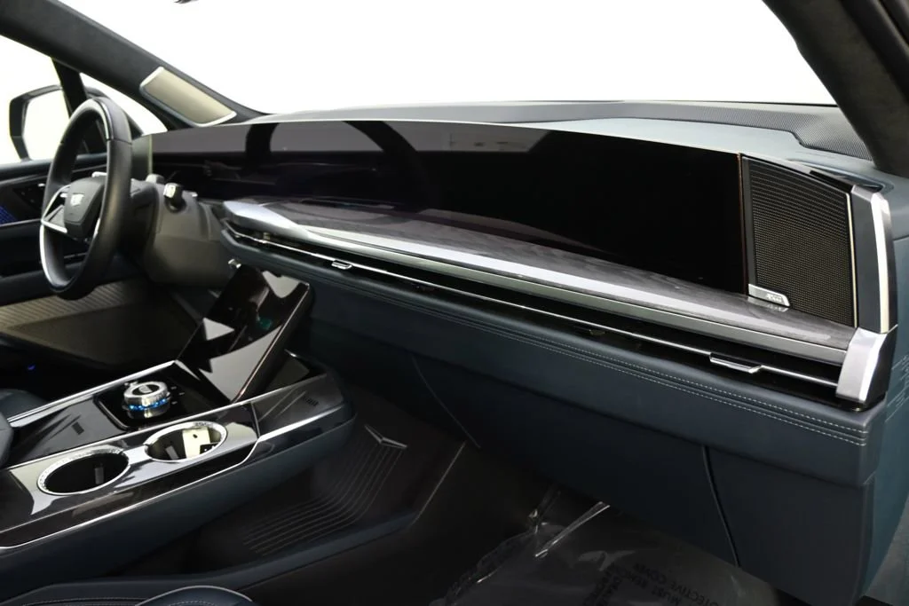 New 2025 Black Raven Cadillac Luxury 2 image 15