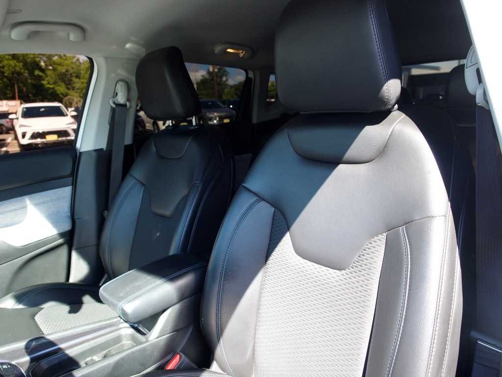 2022 Jeep Compass Latitude - Photo 16