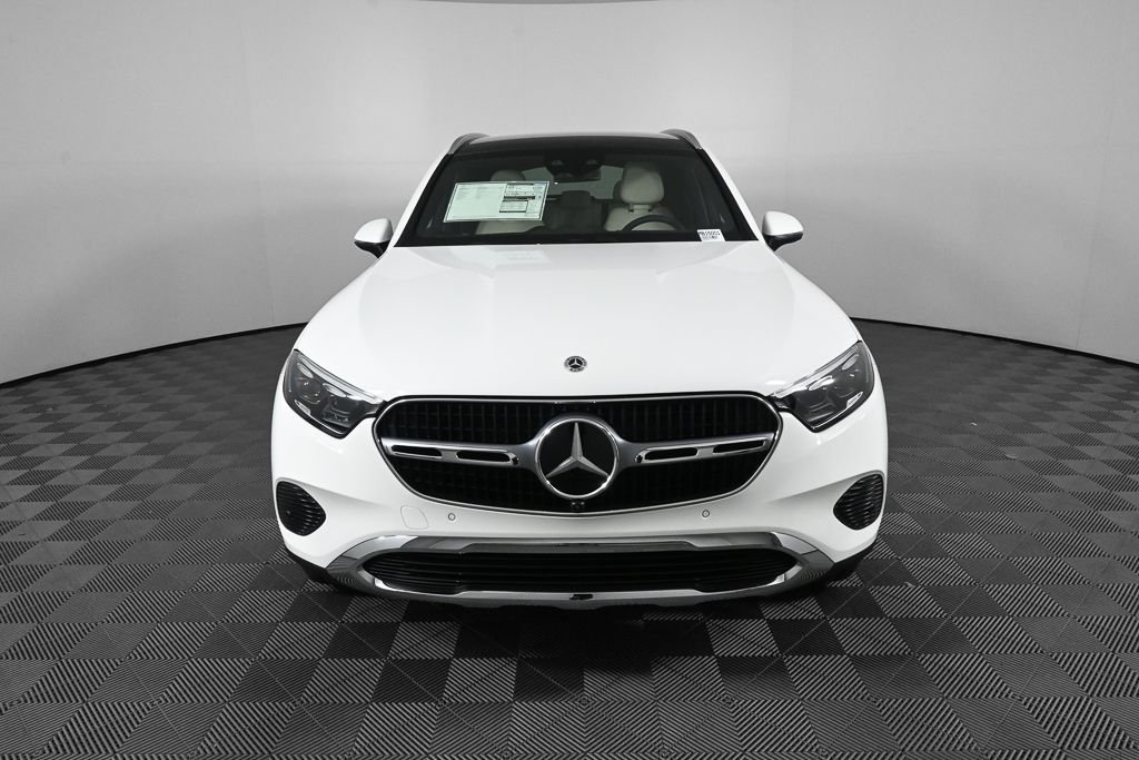 New 2026 Polar White Mercedes-Benz GLC 300 image 34