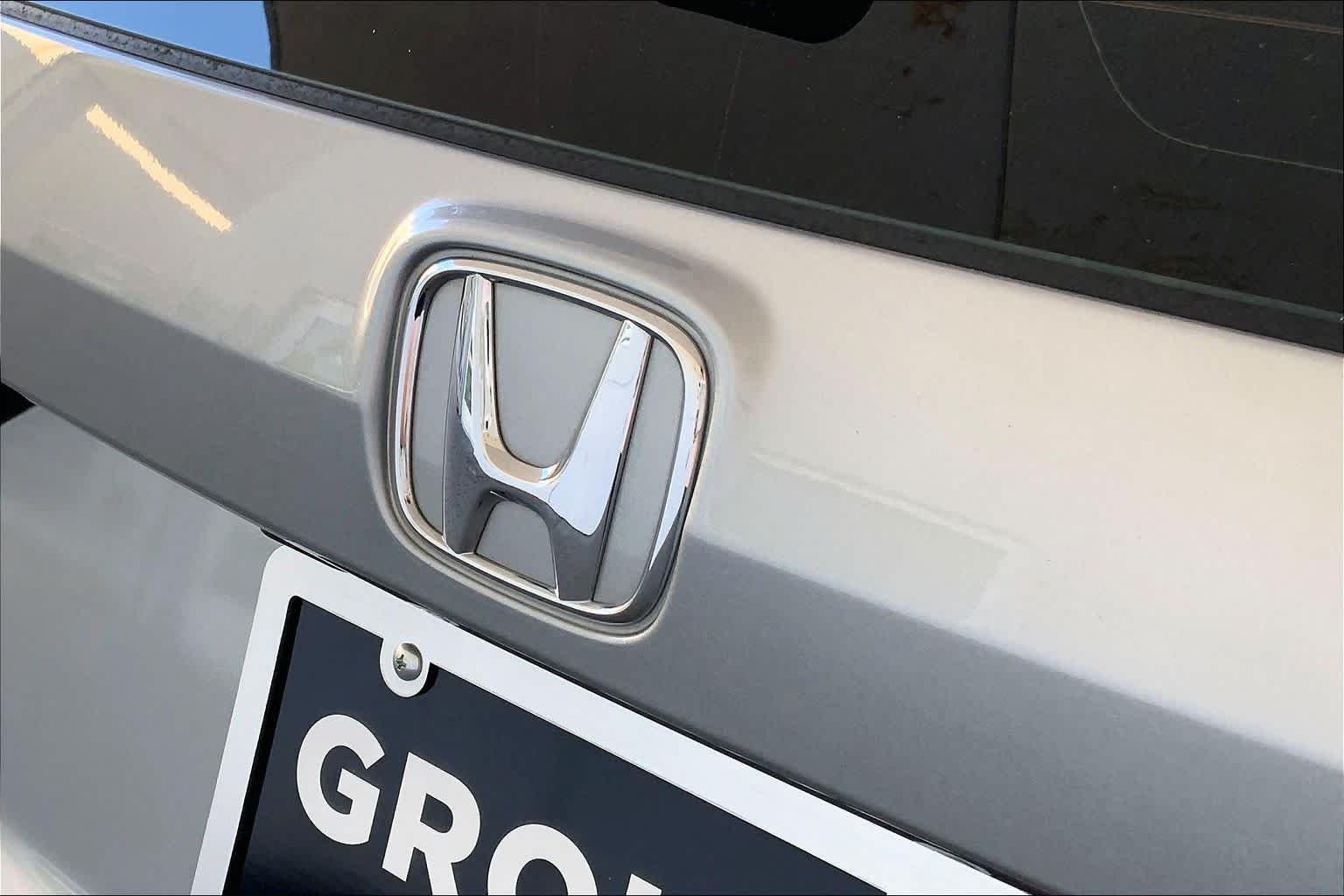 Used 2024 Lunar Silver Metallic Honda LX image 33