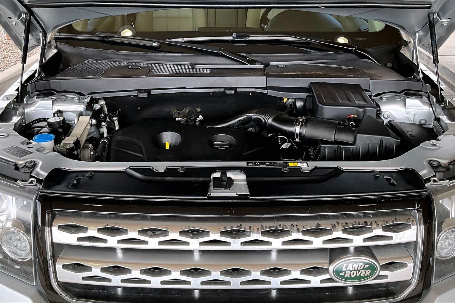 Used 2014 Indus Silver Land Rover  image 30