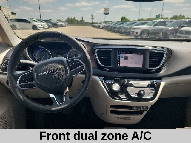 Used 2023 White Chrysler LX image 4
