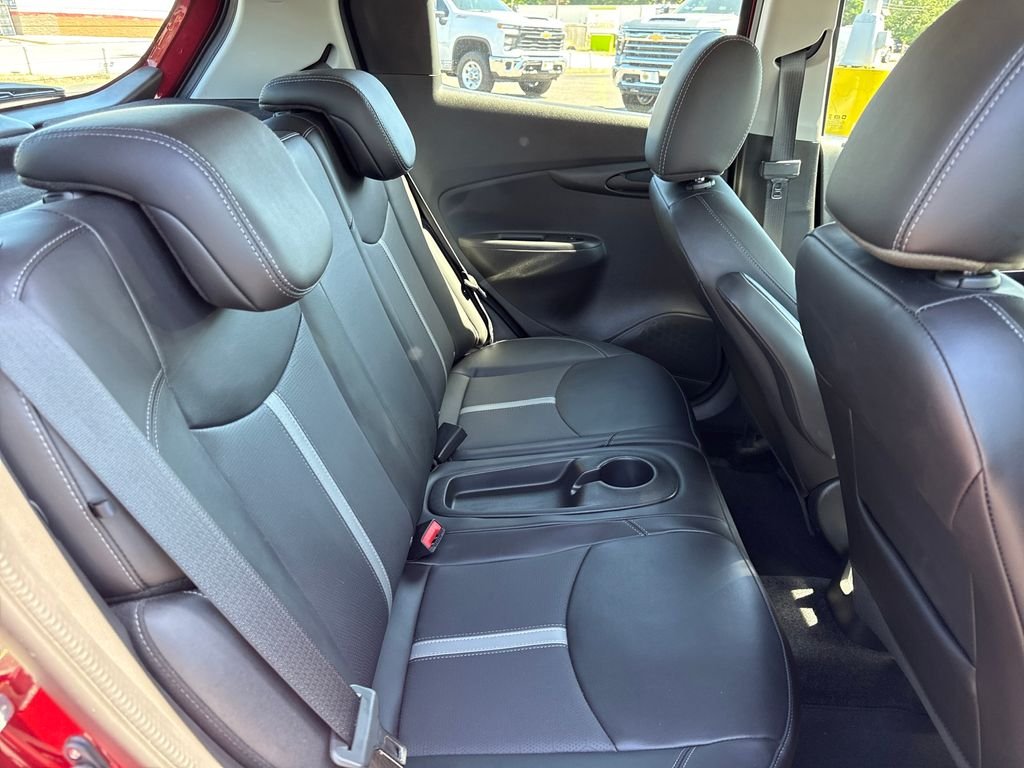 Used 2022 Red Chevrolet ACTIV image 24