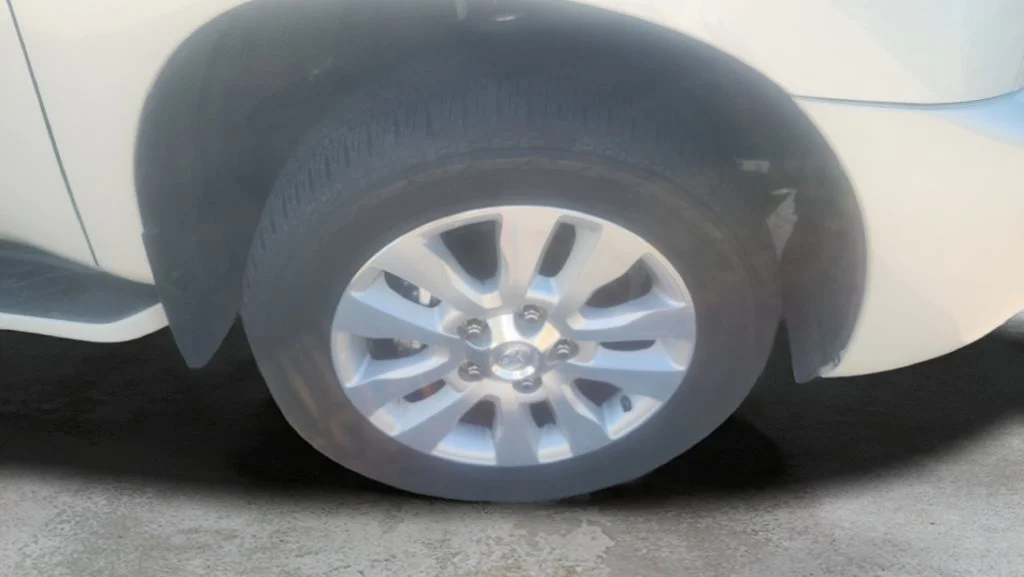 Used 2021 White Toyota Platinum image 30