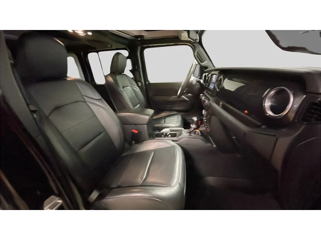 Used 2021 Black Jeep Unlimited Altitude image 16