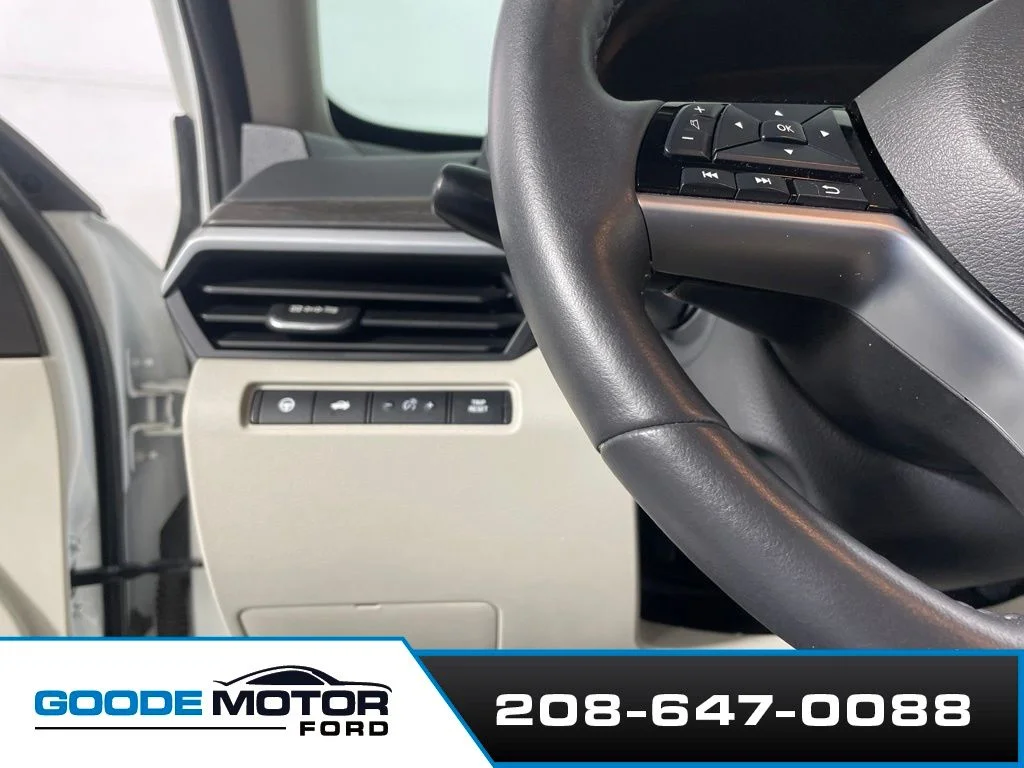 Used 2024 White Nissan 2.5 SL image 13