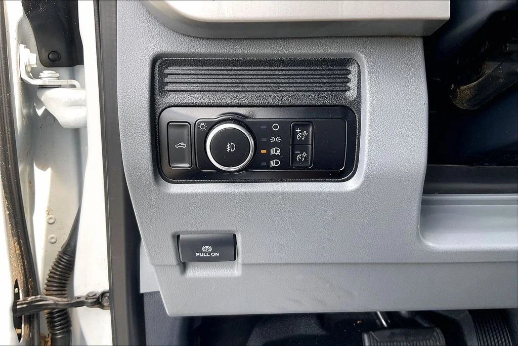 Used 2023 White Ford XL image 36