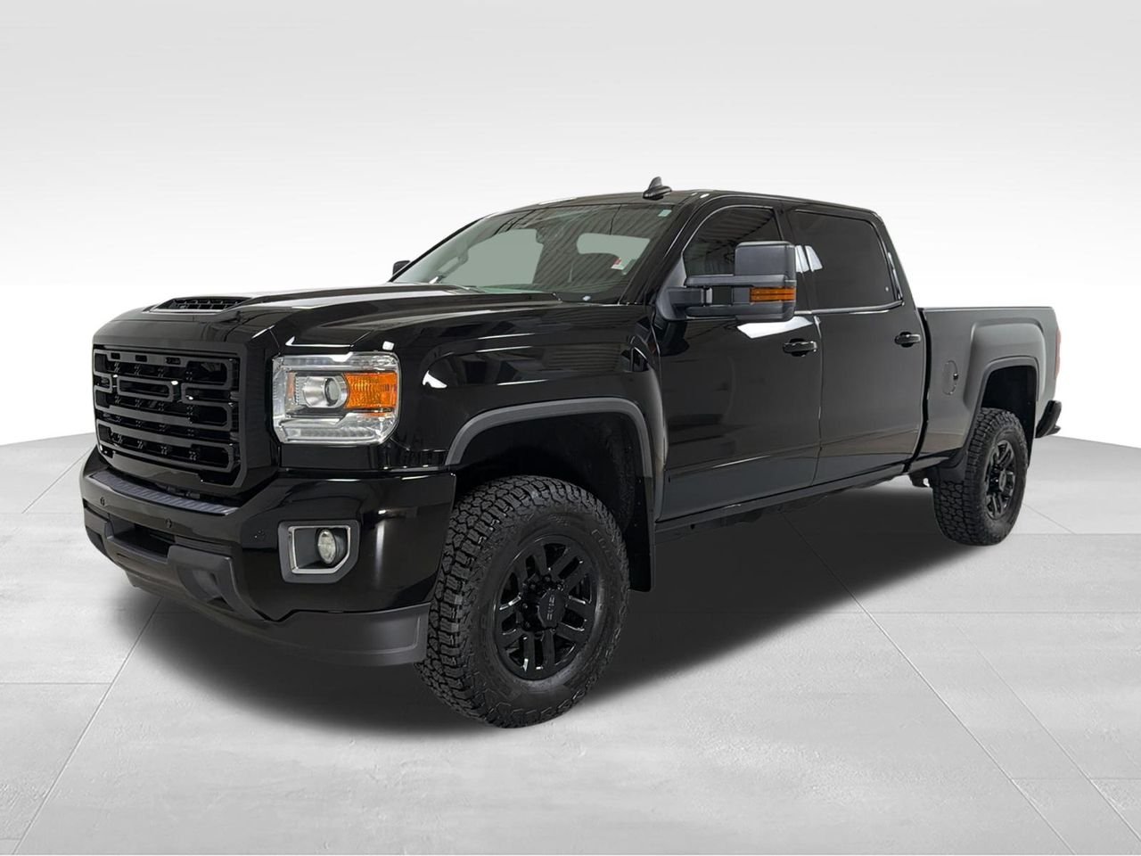 2018 GMC Sierra 4WD Crew Cab Standard Box SLT's photo