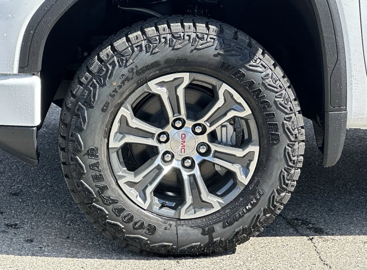 New 2026 Summit White GMC Pro image 6