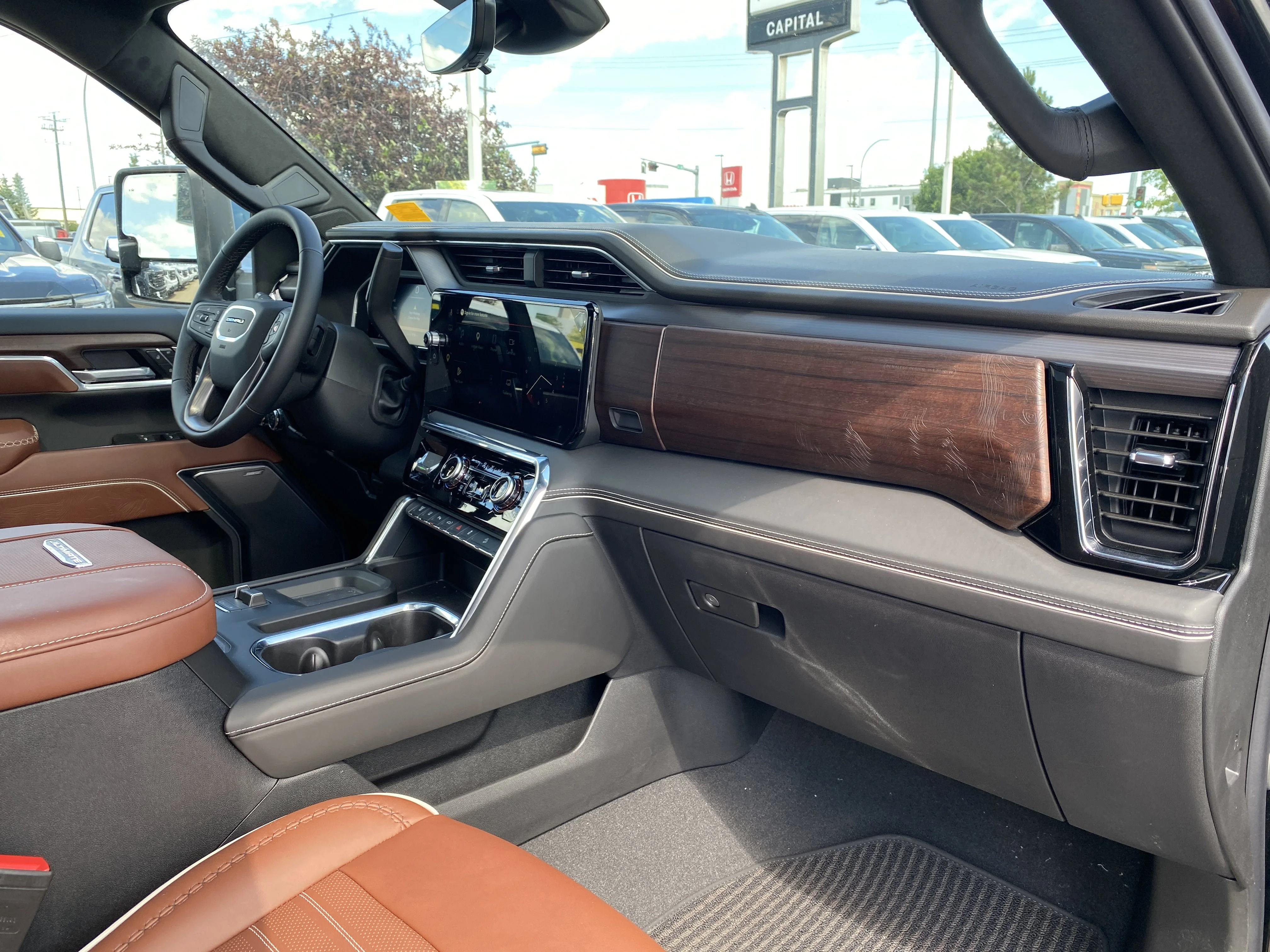 New 2026 ONYX BLACK GMC Denali Ultimate image 30