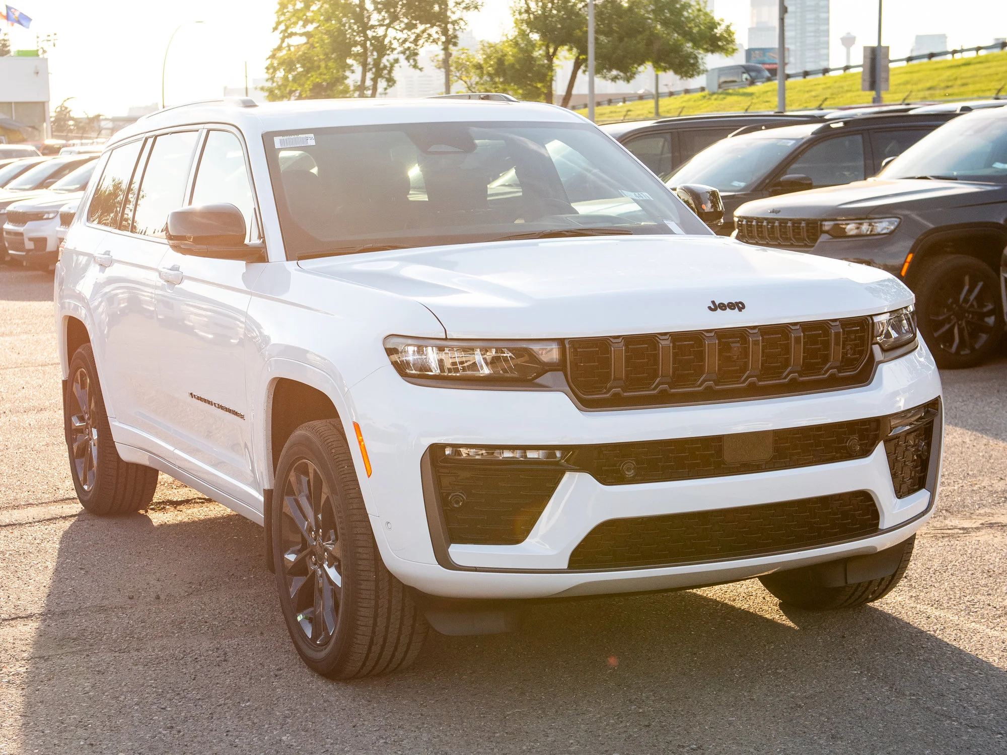 New 2026 White Jeep Limited Reserve* image 6
