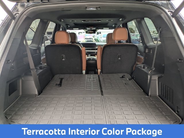 Used 2025 Black Kia EX X-Line image 26