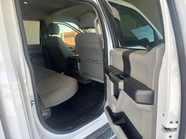 Used 2017 Oxford White Ford XLT image 6