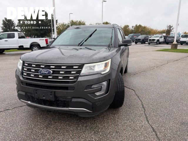 Used 2017 Magnetic Ford XLT image 4