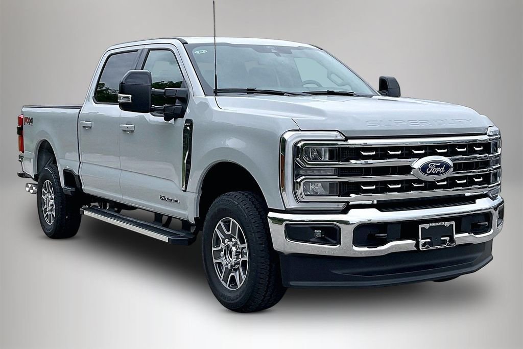 New 2026 Ford Super Duty F-250 Lariat 4D Crew Cab