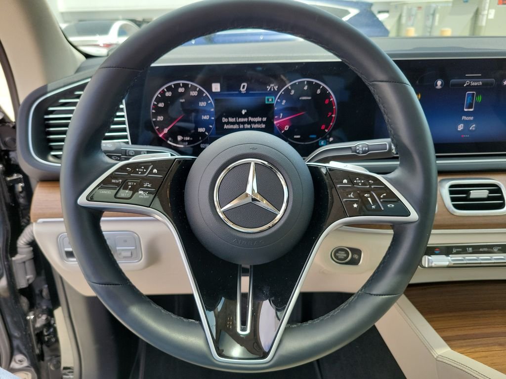 Certified Used 2026 Black Mercedes-Benz GLE 450 image 25