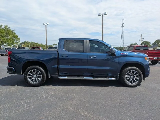 Used 2023 Northsky Blue Metallic Chevrolet RST image 2