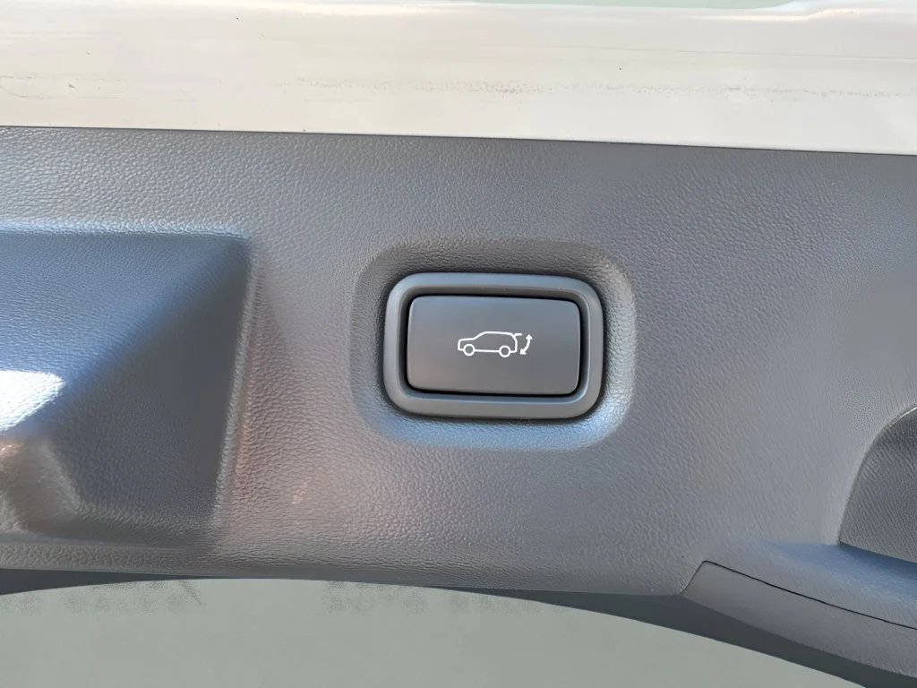 Used 2023 Gray Hyundai SEL image 26