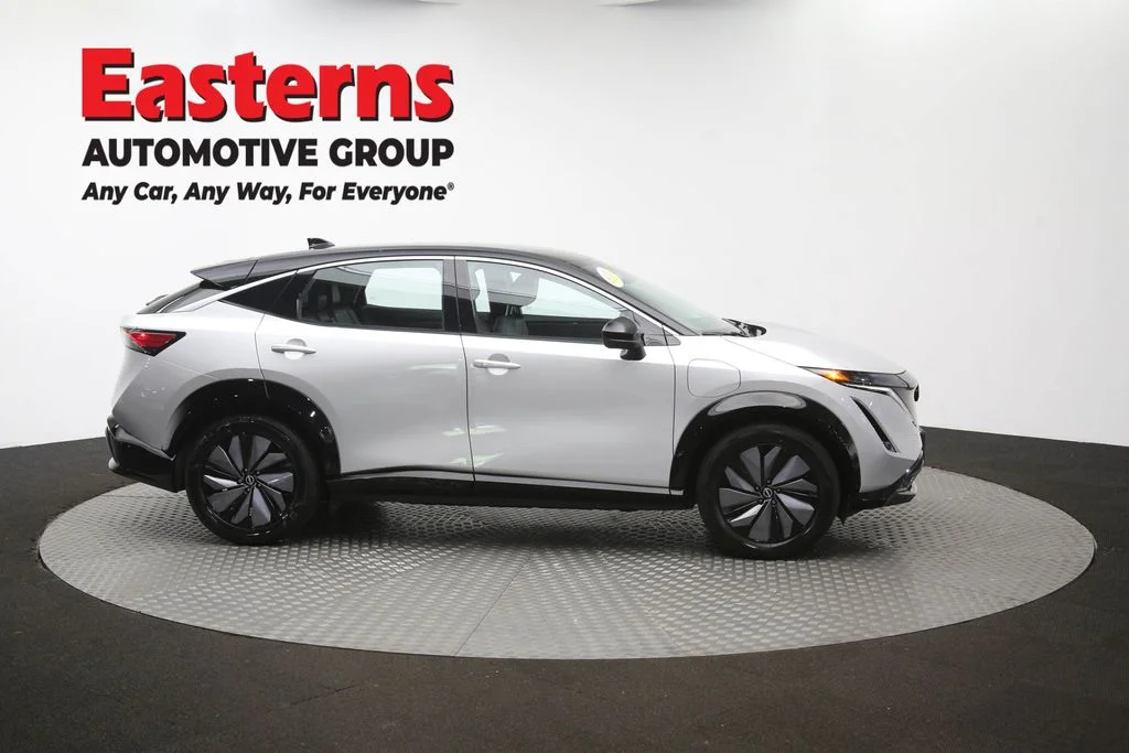 Used 2023 Silver Nissan ENGAGE image 43