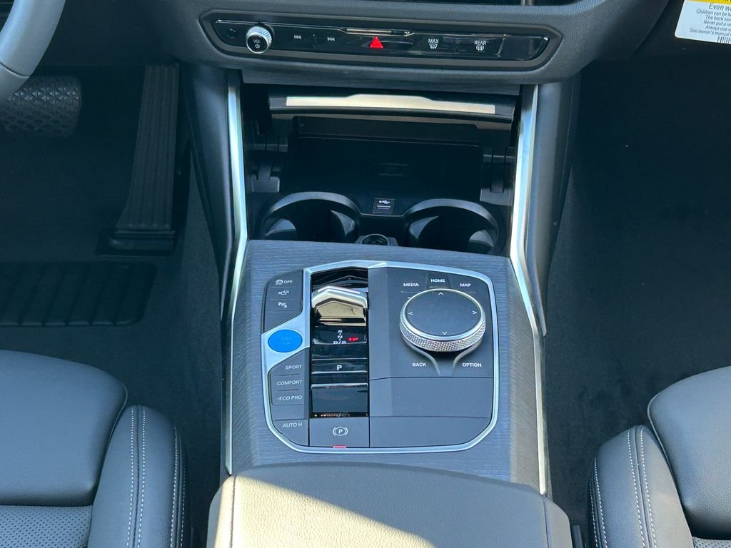 New 2026 Tanzanite Blue II Metallic BMW eDrive40 image 27