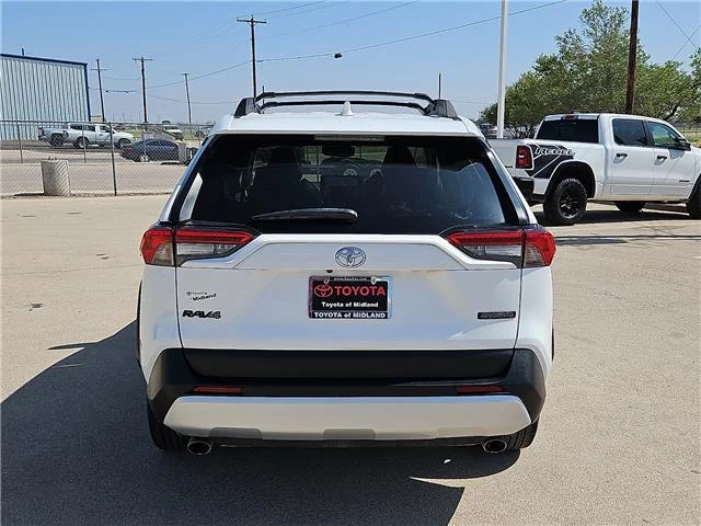 Used 2024 ICE-CAP Toyota Adventure All-Wheel Drive image 3