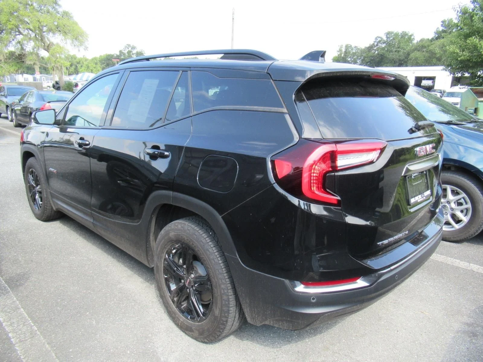 Used 2022 Black GMC AT4 image 3