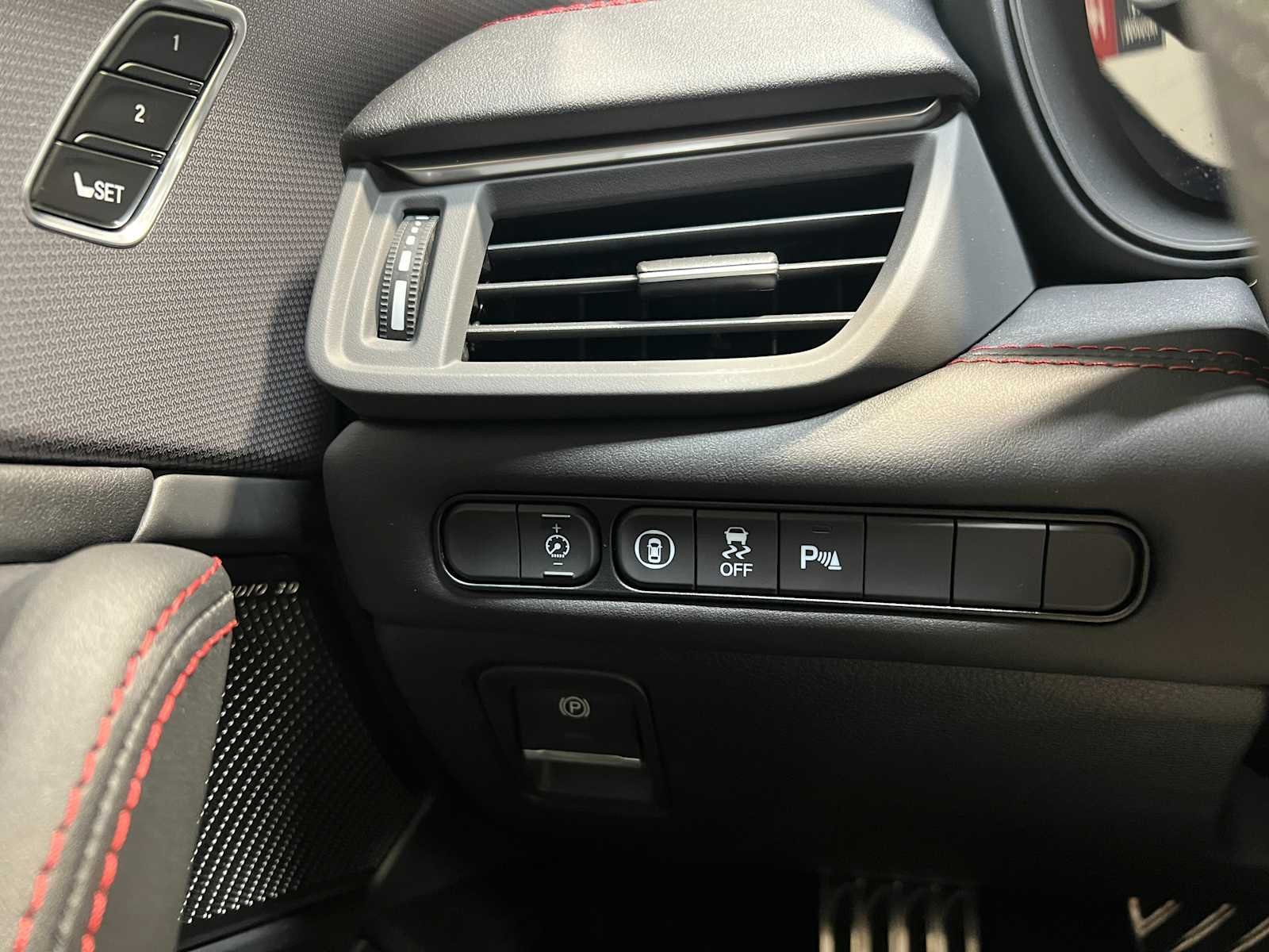 2025 Acura TLX A-Spec Package - Photo 18