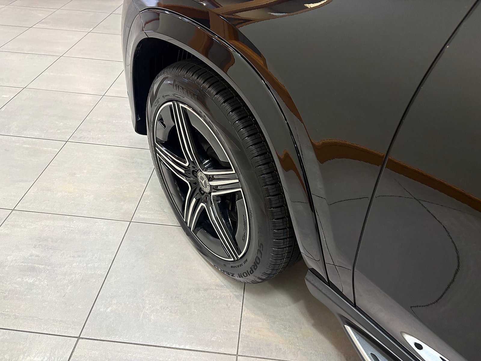 New 2026 Obsidian Black Metallic Mercedes-Benz 4MATIC® image 44