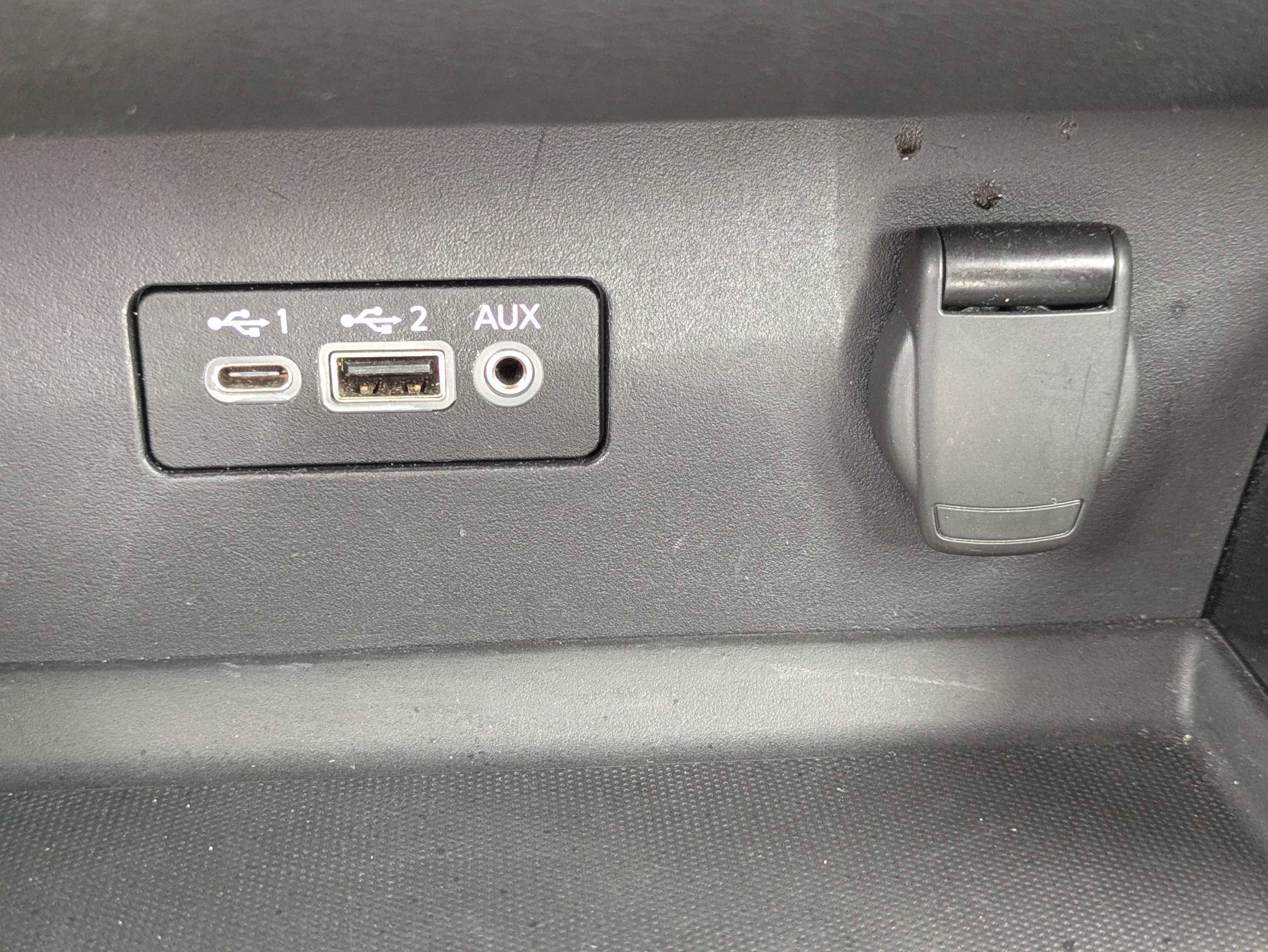2023 Nissan Altima SR - Photo 25