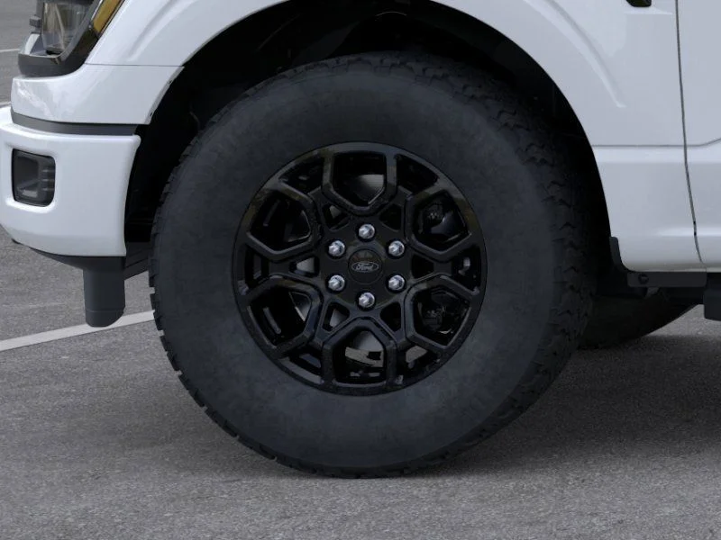 New 2026 Oxford White Ford XLT image 20
