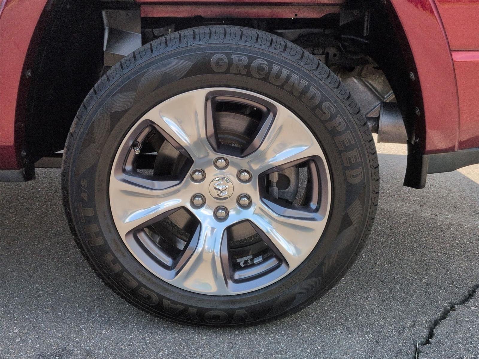 Used 2020 Delmonico Red Pearlcoat Ram Laramie image 11