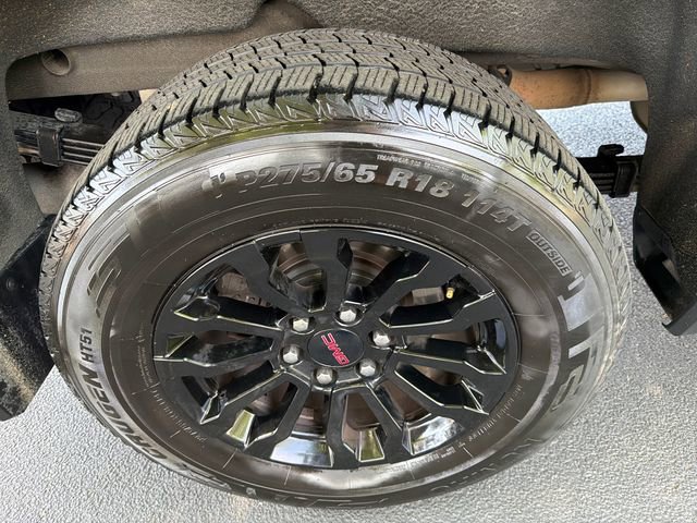 Used 2022 Summit White GMC AT4X image 17