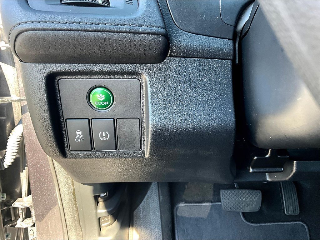 Used 2022 Gray Honda LX image 17