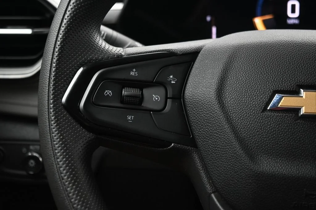 Used 2025 Black Chevrolet LT image 22