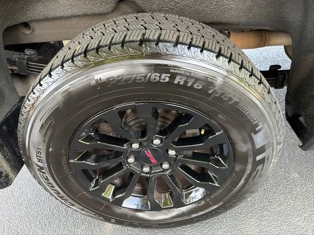 Used 2022 Summit White GMC AT4X image 17