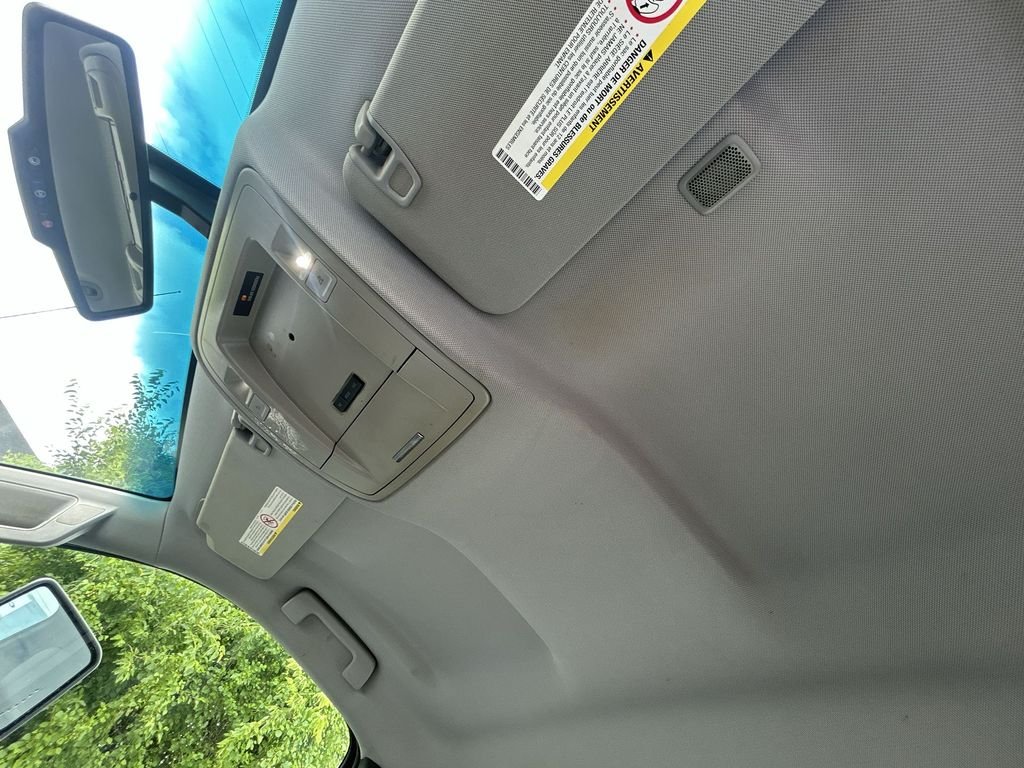 Used 2016 White Chevrolet Work Truck image 21