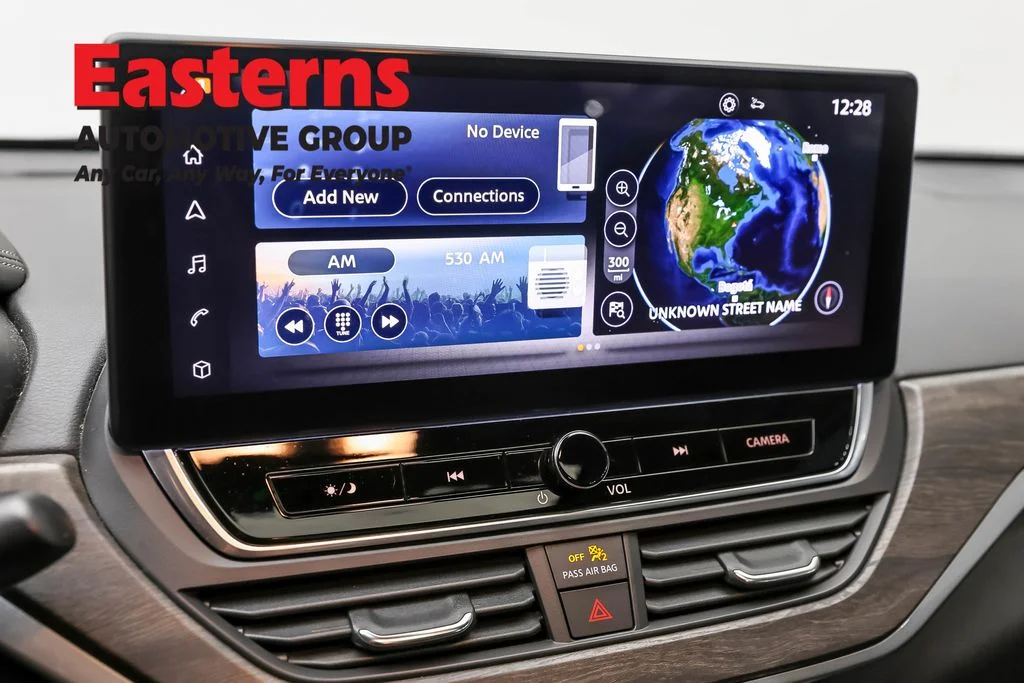 Used 2024 Gray Nissan 2.5 SV image 19