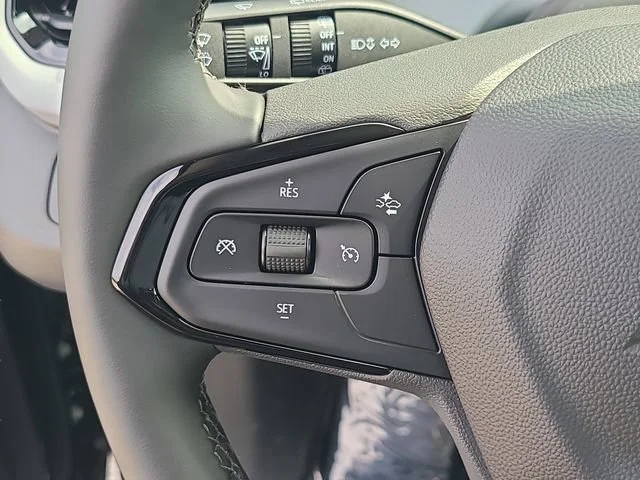 New 2027 Mosaic Black Metallic Chevrolet LT image 22