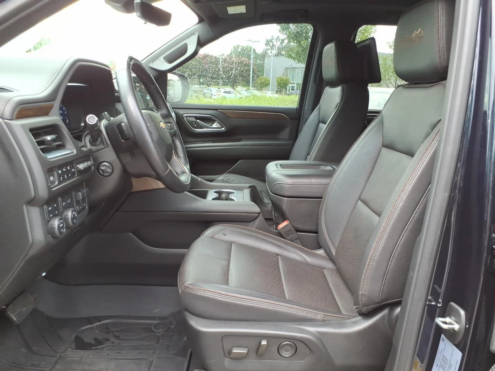 Used 2024 Midnight Blue Metallic Chevrolet High Country image 12