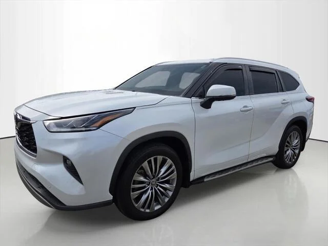 Used 2022 Wind Chill Pearl TOYOTA PLAT image 9