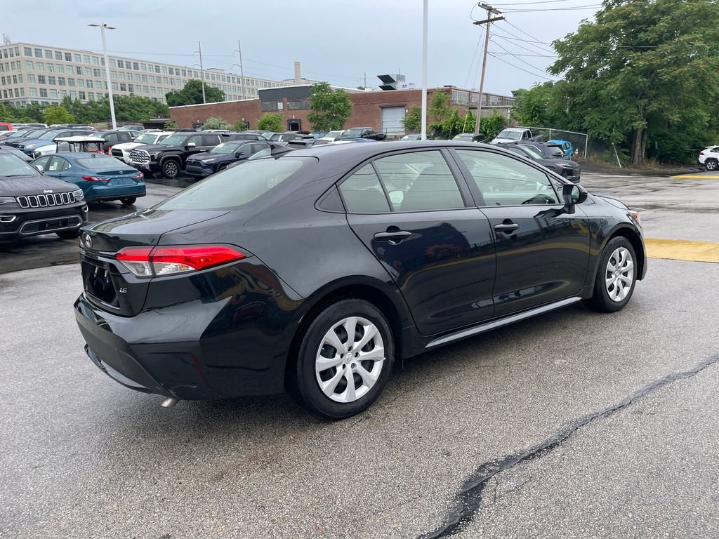 Used 2022 Black Toyota LE image 8