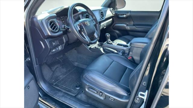 Certified Used 2023 BLACK Toyota  image 13