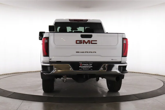 Used 2025 White GMC SLT image 13